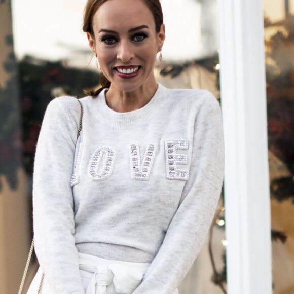 H&M cozy pale gray sweater with sparkly love on front .. really soft! - Picture 7 of 16